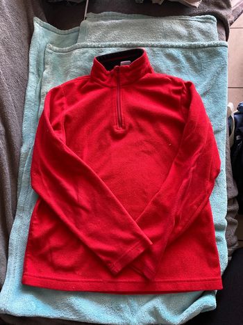 Pull rouge
