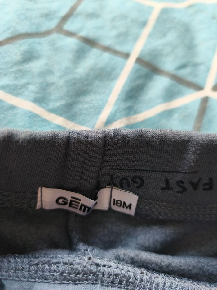 Lot 4 joggings - photo numéro 6