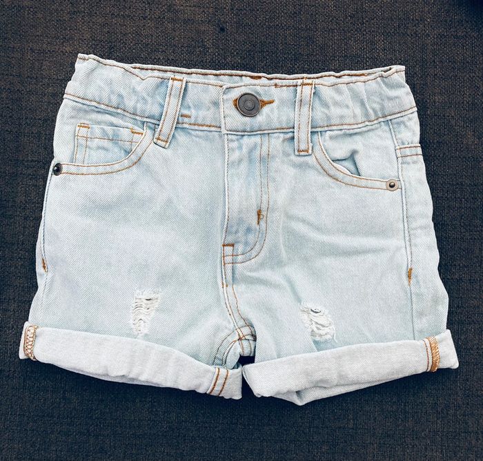 Short jeans fille 3 ans