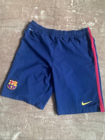 Short Barcelone