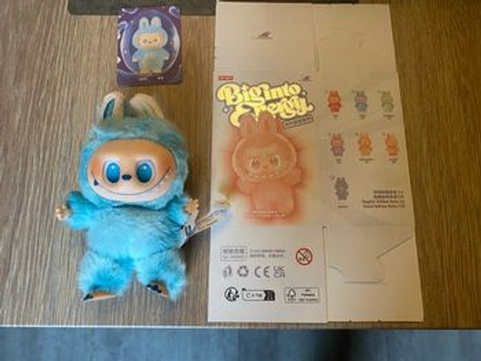 Labubu bleu neuf et sous blister Hope Espoir - photo numéro 2