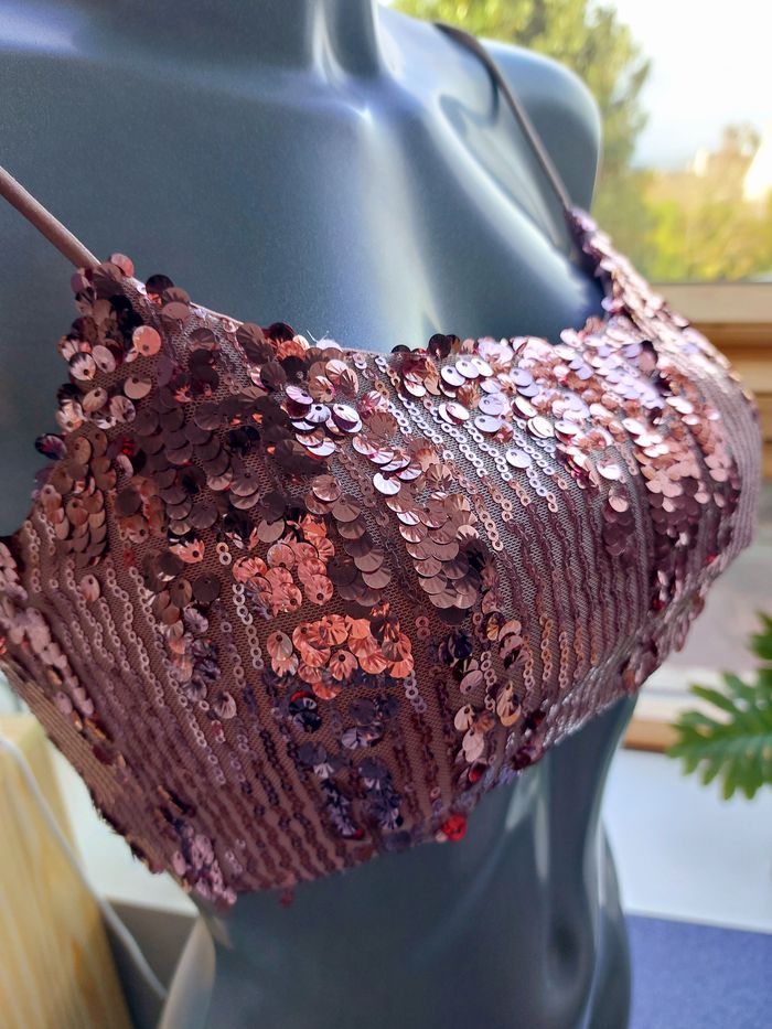 Top court à sequins coloris vieux rose / taille S Zuiki - photo numéro 6