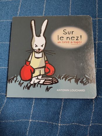 Sur le nez ! Un livre à taper