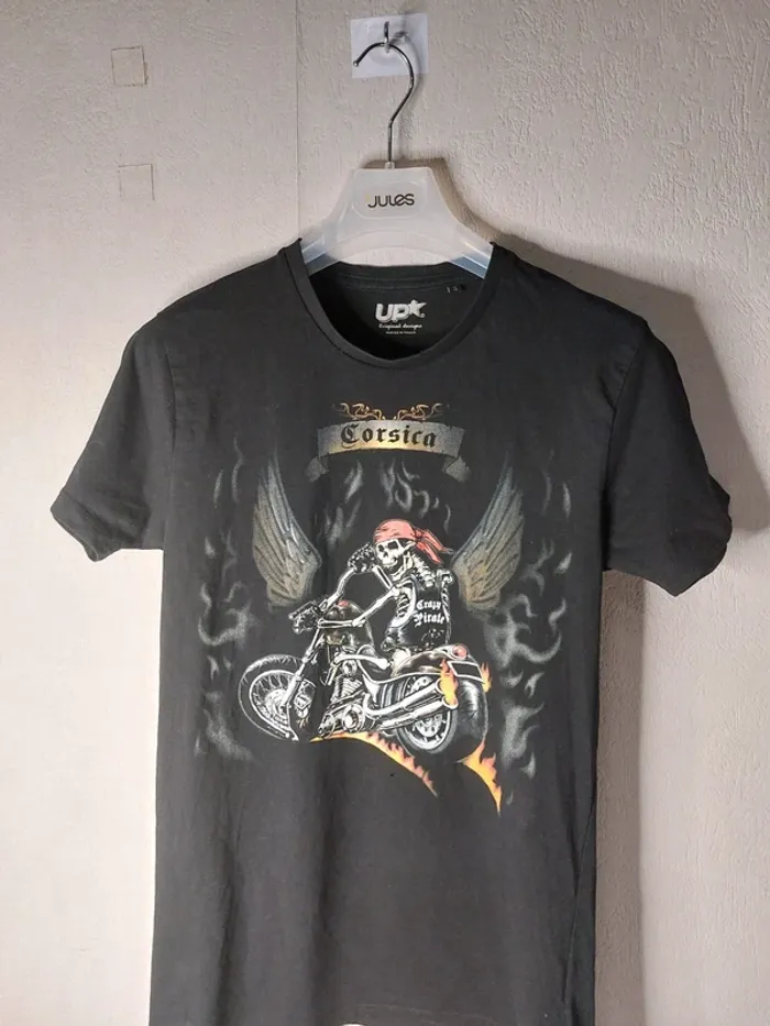Tee-shirt noir imprimé " up"