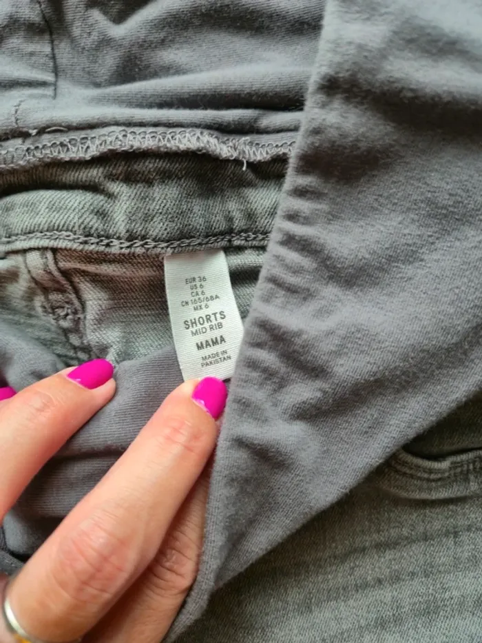 Short de grossesse - maternité - photo numéro 2
