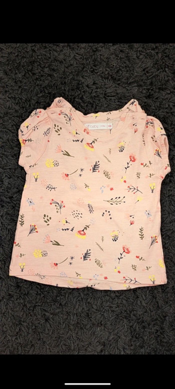 Lot 5 t-shirts fille 6 mois - photo numéro 2