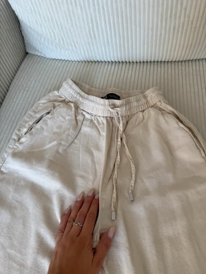 Pantalon en lin Zara beige - photo numéro 2