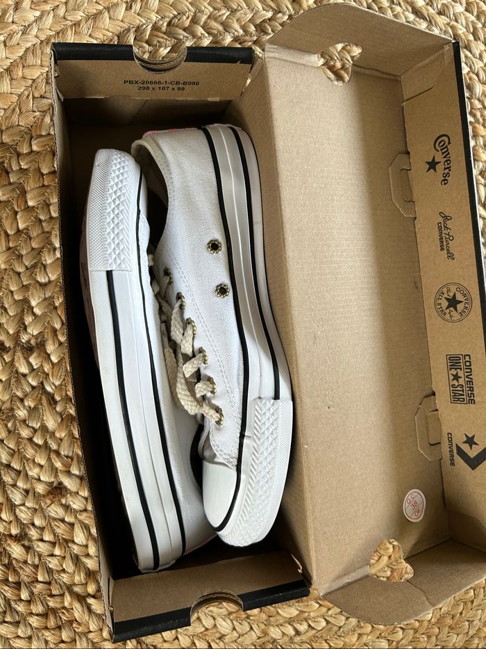 converse  blanche  fleurs 🌸 - photo numéro 8
