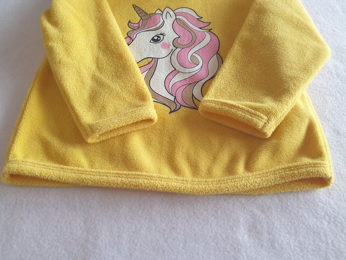 Sweat polaire jaune licorne - T92 - C&A - photo numéro 6