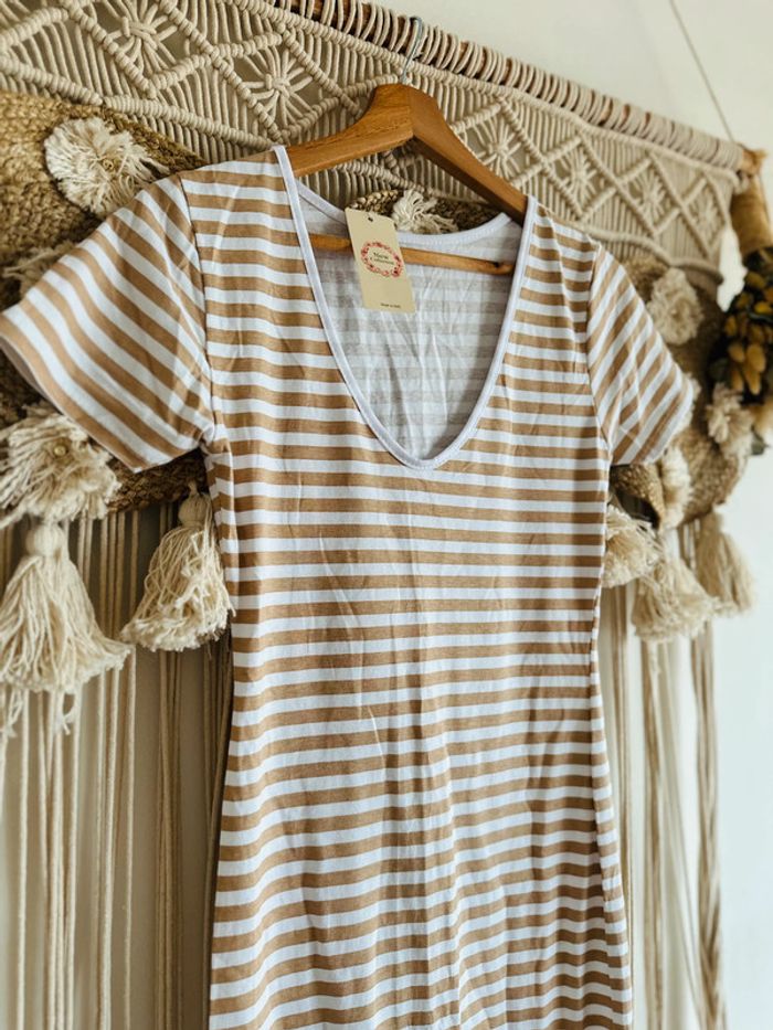 Robe rayé NEUVE - photo numéro 2