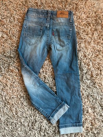 Jean Lévis fillette 3 Ans