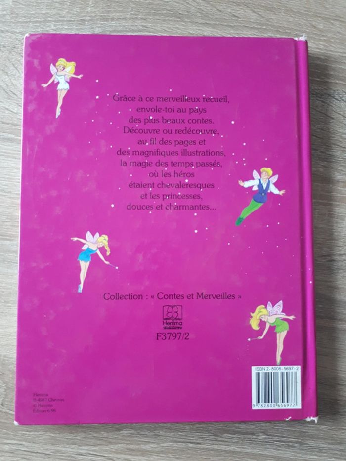 Livre Fées et magiciens - photo numéro 2