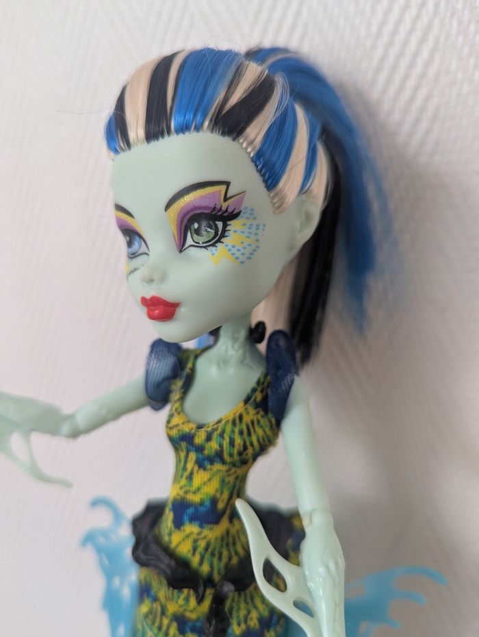 Poupée Monster high Frankie great scarrier reef - photo numéro 2