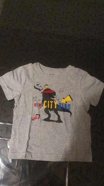 T shirt orchestra dinausore 3 ans