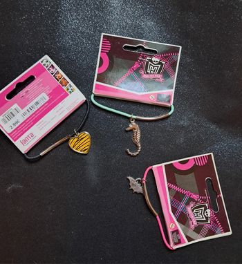 3 bracelets elastiques Monster High NEUFS