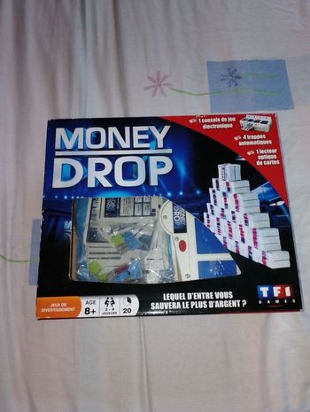 Monet drops électronique 
COMPLET