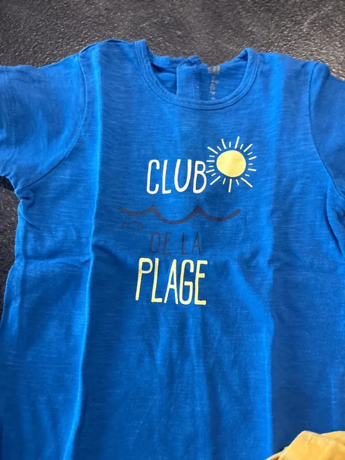 Lot de 4 tee shirts manches courtes 2 ans - photo numéro 3