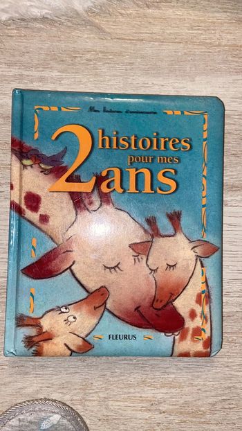 Livre Histoires pour mes 2 ans