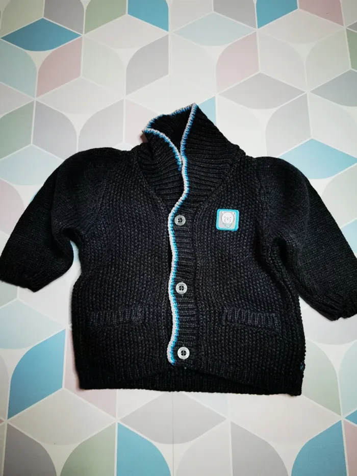 D4583 - gilet garçon 3 mois - photo numéro 2