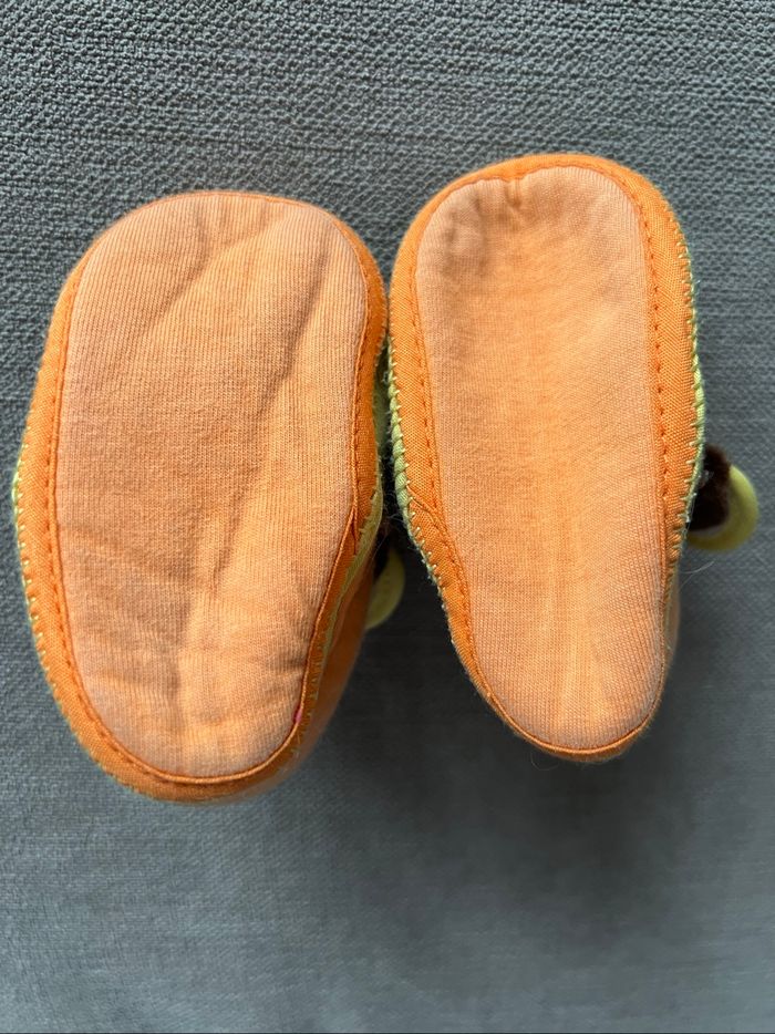 Chaussons bébé - photo numéro 3