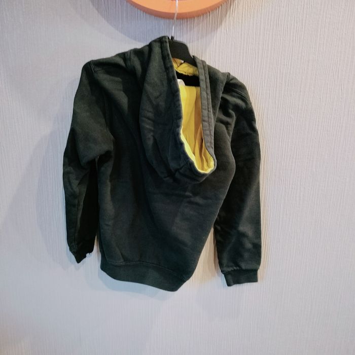 Sweat a capuche 8 10ans - photo numéro 2
