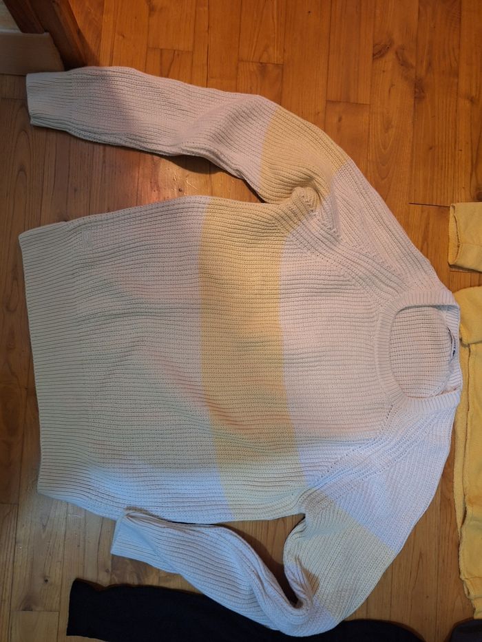 Lot 2 sweats et 2 pulls  femme taille L - photo numéro 3