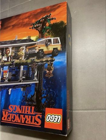 Lego 75810 Stranger Things neuf jamais déballer