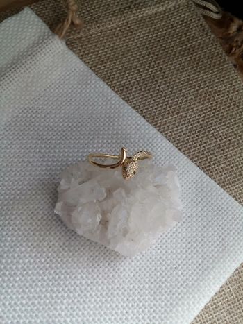 Bague serpent zircons