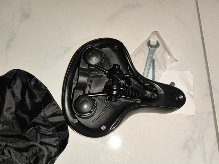 Selle de velo Active Zone ventilé et soutenu Confort extrême