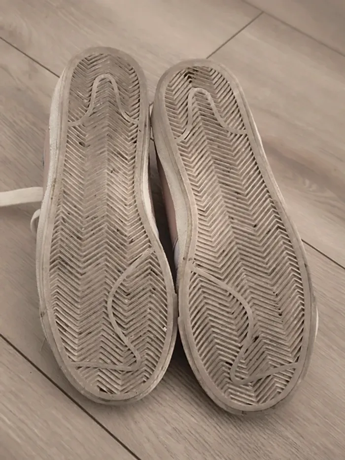 Basket Nike blazer low 37,5 - photo numéro 9