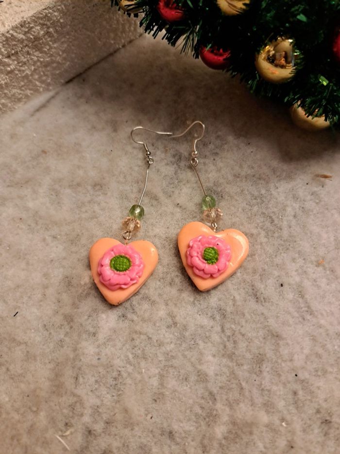 Boucles d'oreilles saumon rose vert - photo numéro 2