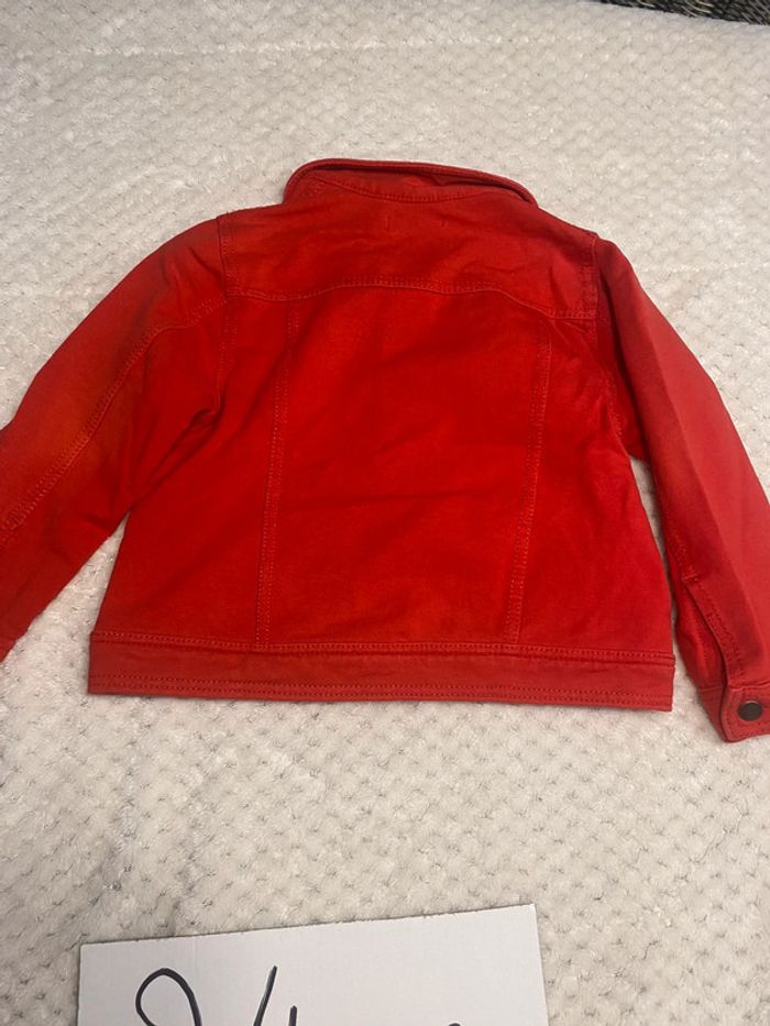 Très belle veste rouge 2 ans - photo numéro 5
