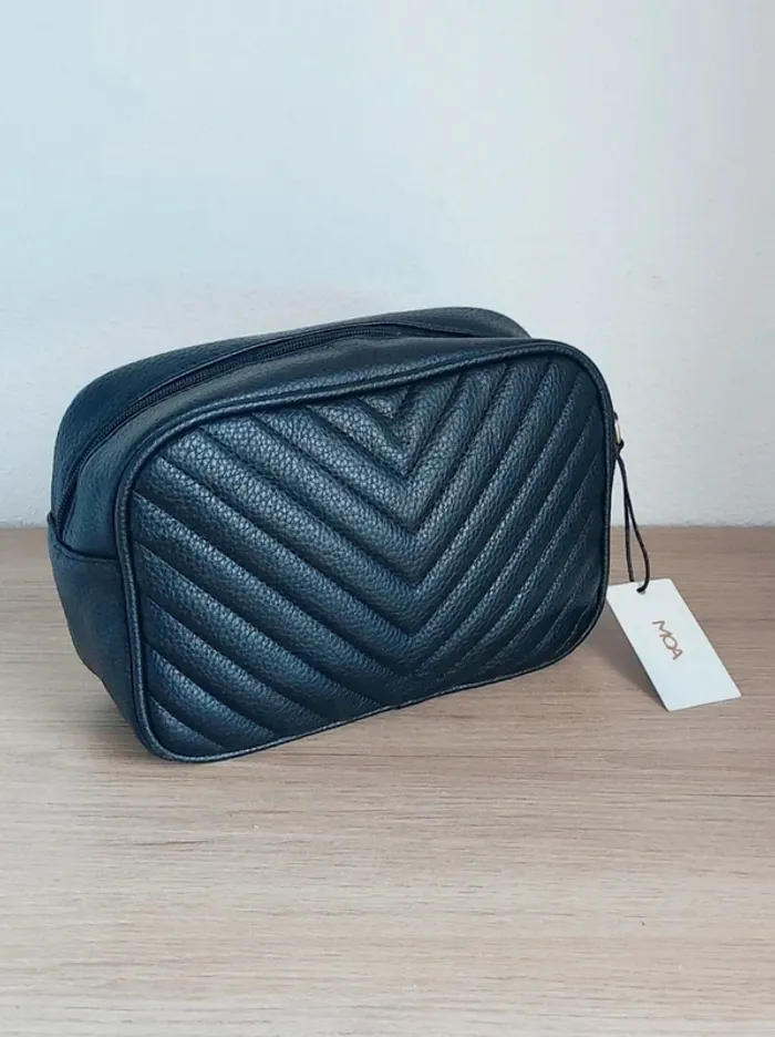 Pochette noir chevron similicuir / MOA - 25×17×8cm