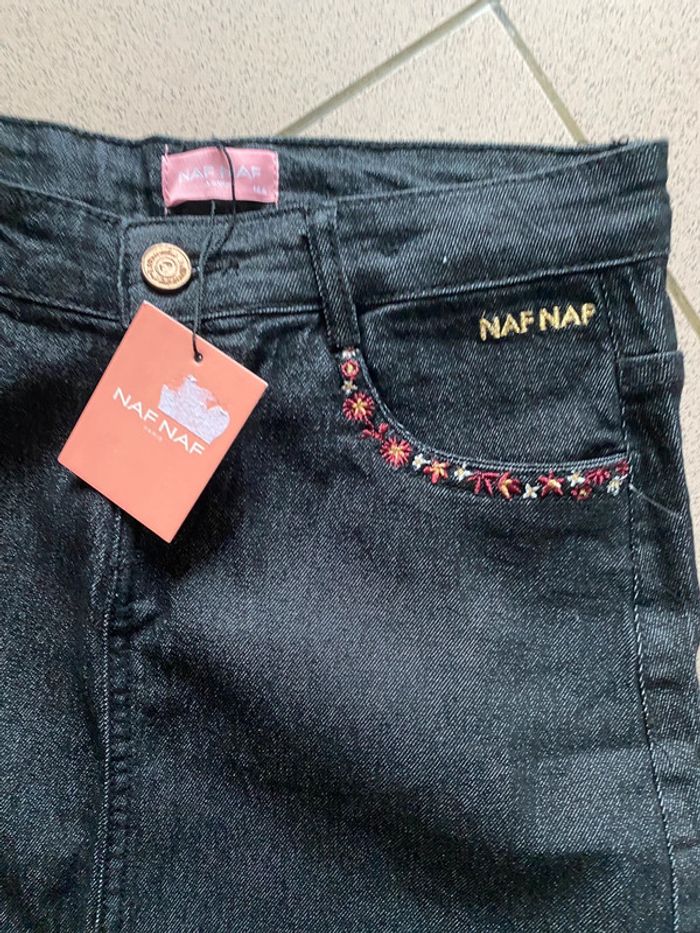 Jupe en jean Naf Naf taille 14 ans Neuf - photo numéro 2