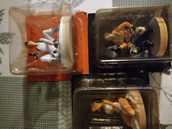 Figurines Tomb Raider Lara Croft 10 euros la figurine