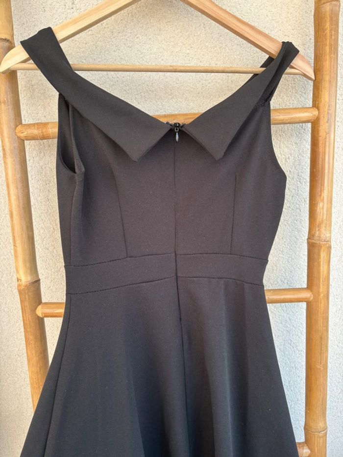 Robe noire - photo numéro 3