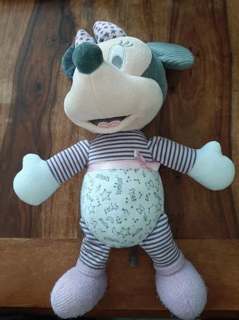 Peluche veilleuse musicale minnie