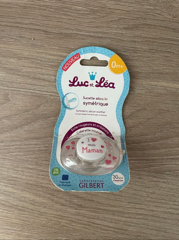 Tétine Luc et Léa