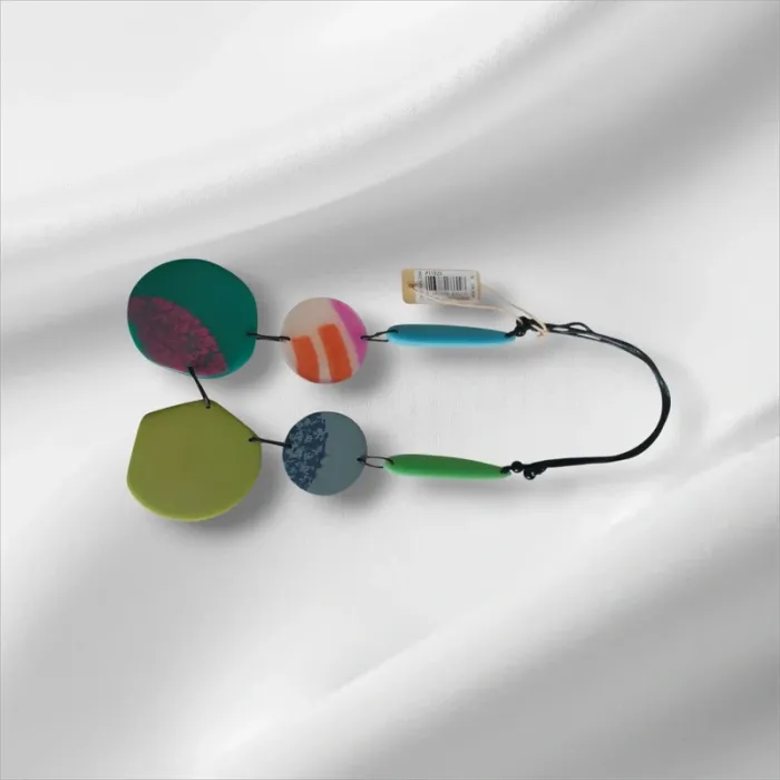 Collier original multicolore mya -style moderne et artistique. Neuf - photo numéro 3