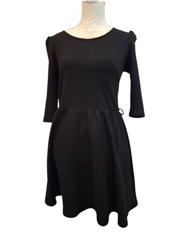 Robe noire atmosphère taille 38 M