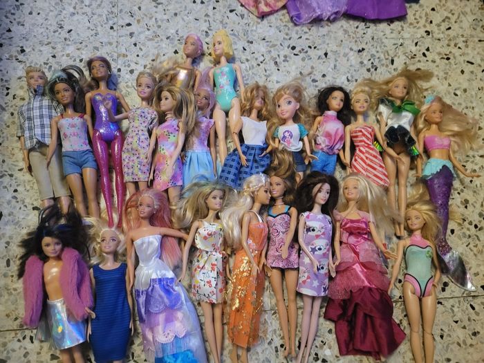 Lot barbie - photo numéro 4