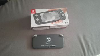 Switch Lite en très bon état