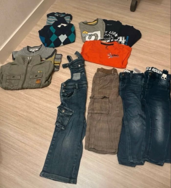 Lot de vêtements garçon