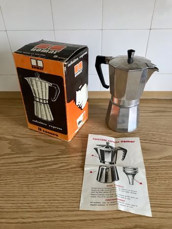 Cafetière Nomar vintage express 9 tasses complète avec boîte d’origine notice italienne café original pur aluminium barista percolateur ancienne marron orange noir