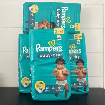 Couche Pampers taille 2