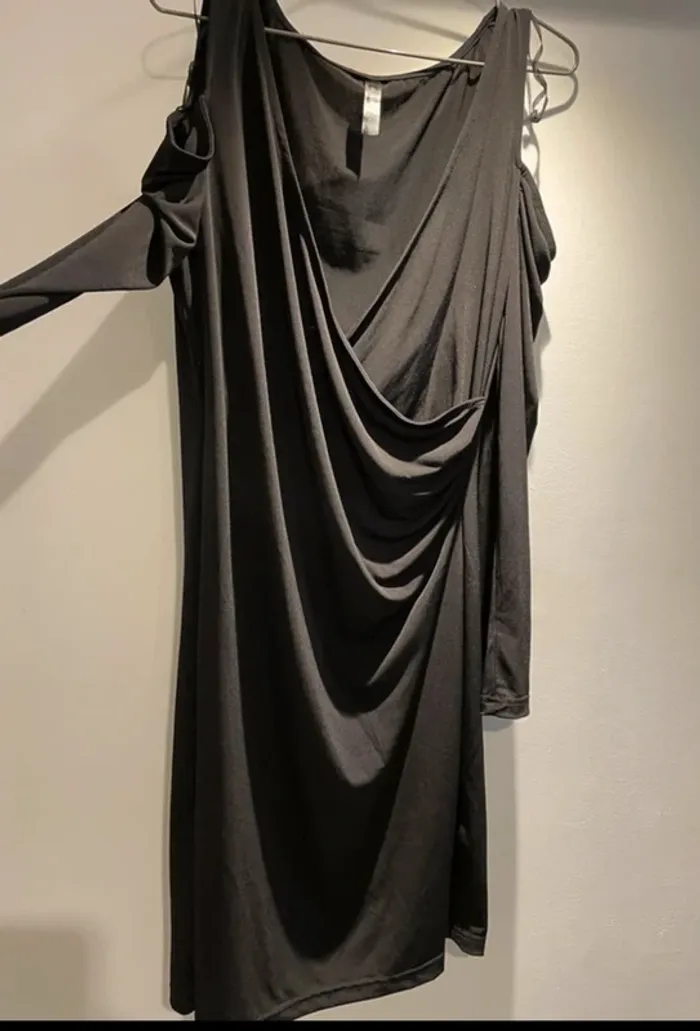 Robe drapée noire Rainbow T40/42 – très bon état - photo numéro 3