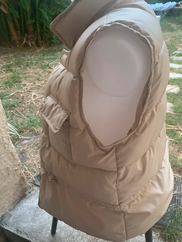 Doudoune Georgia sans manches taille M beige - photo numéro 9