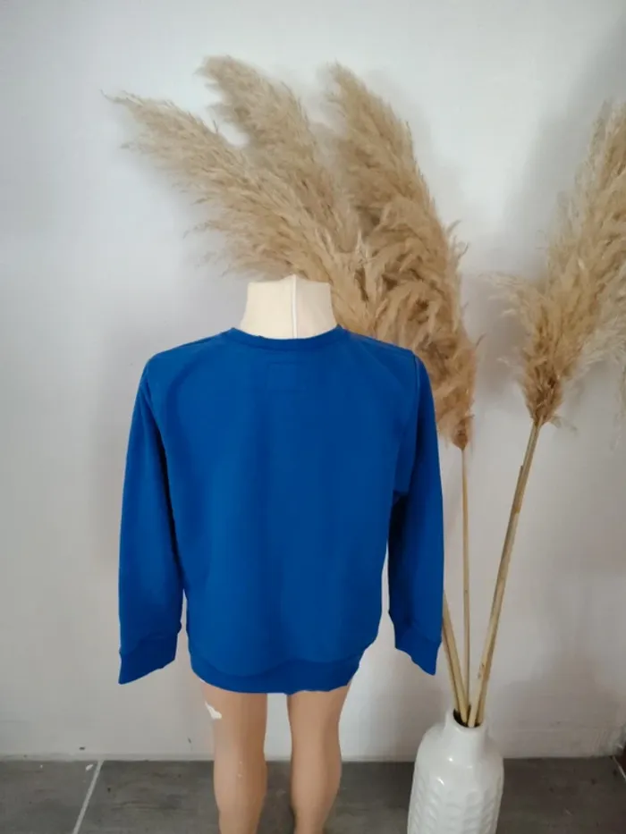 Pull garçon 🧑 8 ans - photo numéro 3