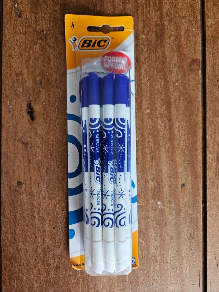 Fournitures scolaires - photo numéro 3