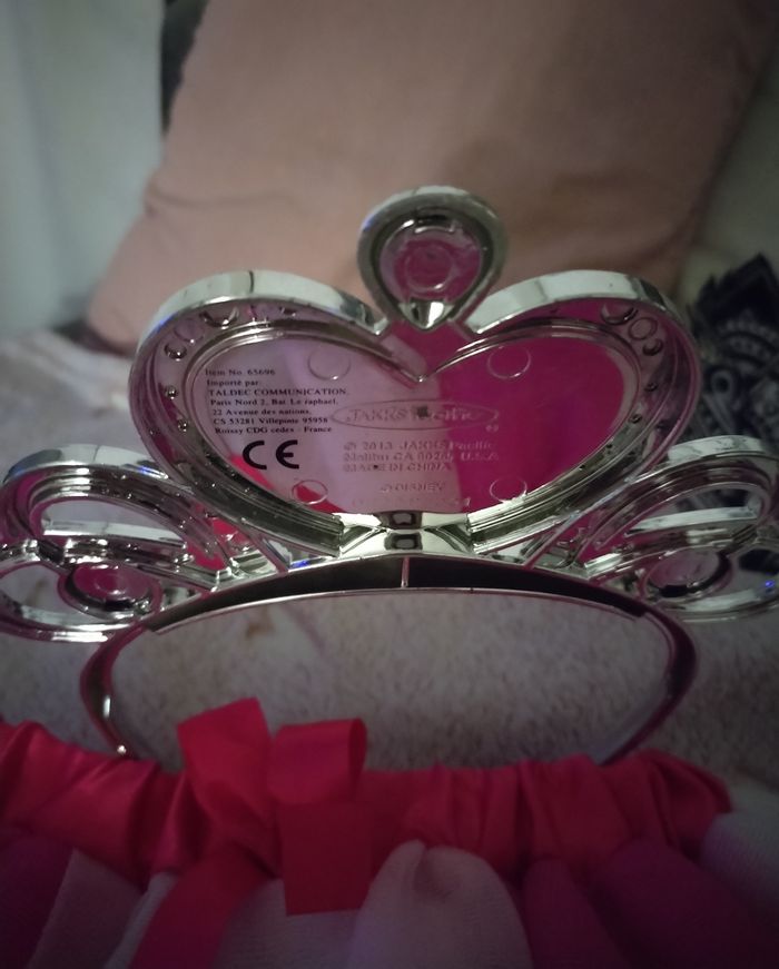 Déguisement jupe de Princesse neuve 4/6 ans + une couronne offerte - photo numéro 9